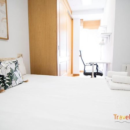 Bright Entire Apartment- Gp 1A Santiago de Compostela Exterior photo